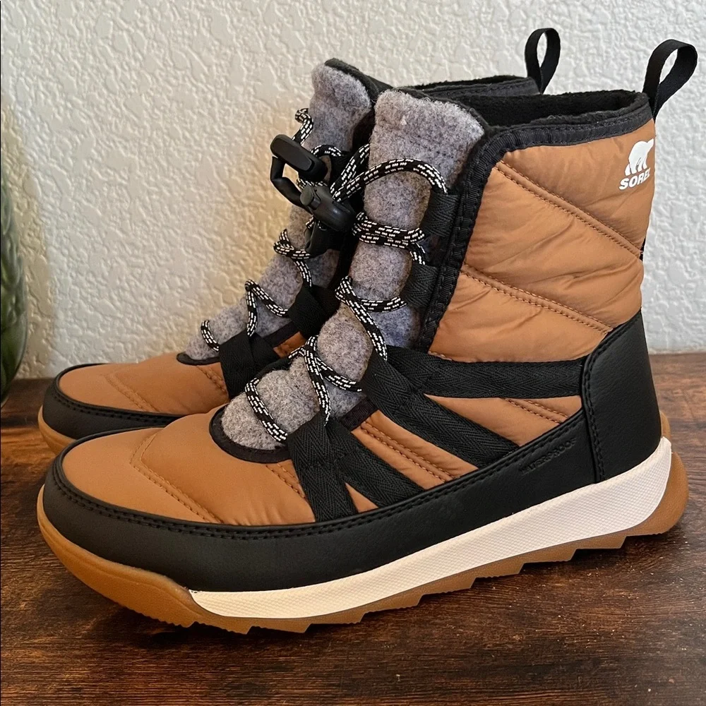 🆕 Sorel Whitney™ II Plus Lace WP Tawney Buff Black Snow Boots